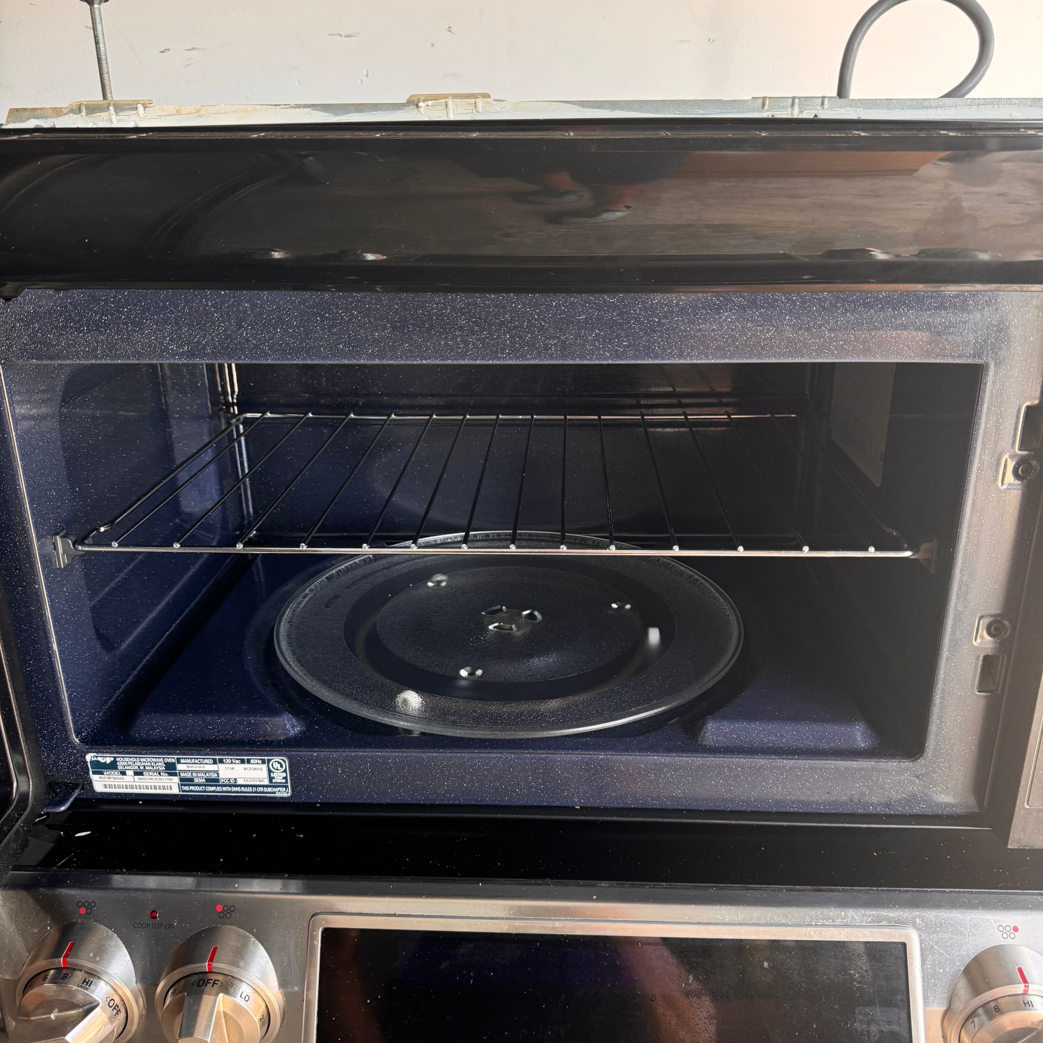 Samsung Stainless Steel Over-the-Range Microwave Samsung Stainless Steel Over-the-Range Microwave